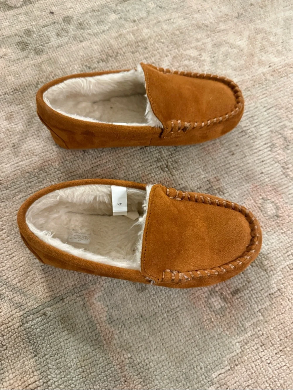 J. Crew Kids Chestnut Suede Moccasin Slippers with Faux-Fur Lining sz 2